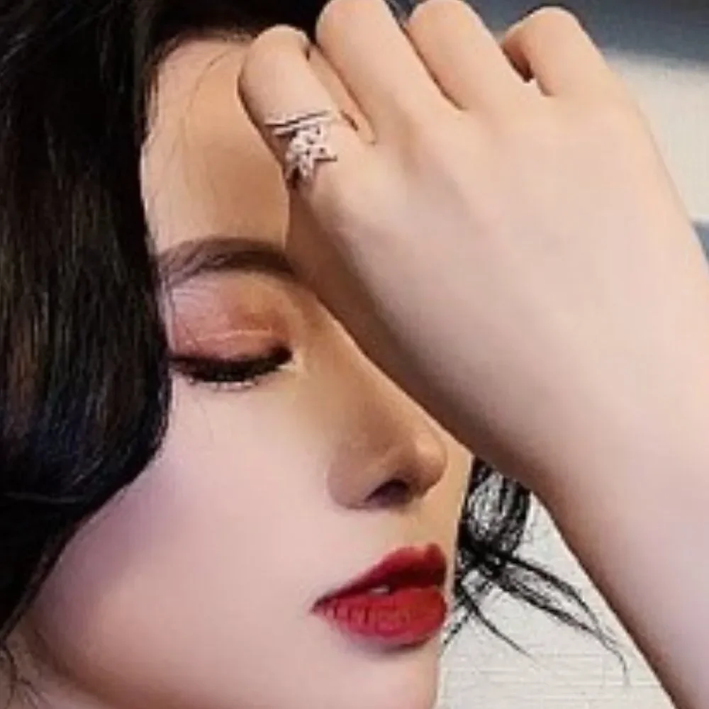 Rose Gold Pearl Star Ring Encased with Diamonds